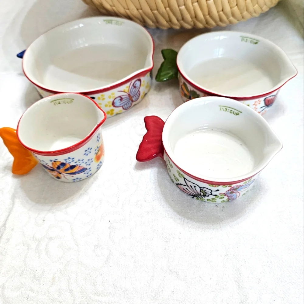 Pier 1 Imports Measuring Cups